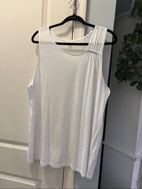 Caslon White Sleeveless Tank Top